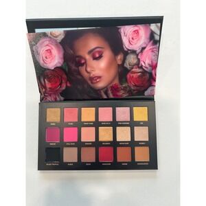 Huda Beauty Rose Gold Palette, new no box